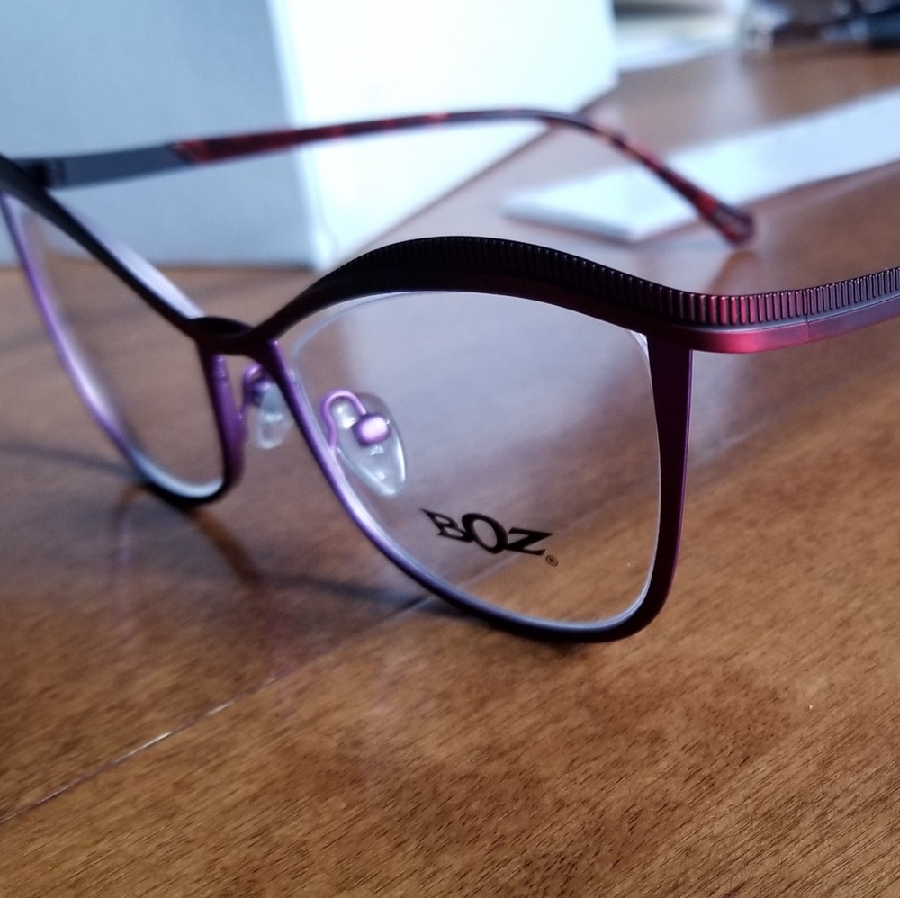 Eyeglass frame - Picture 2 of 4